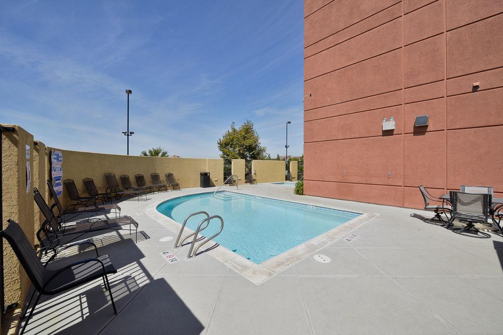 Holiday Inn Express Elk Grove West I-5 By Ihg Extérieur photo