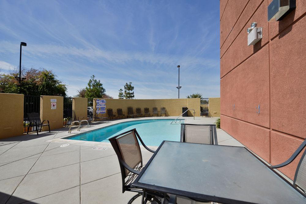 Holiday Inn Express Elk Grove West I-5 By Ihg Extérieur photo