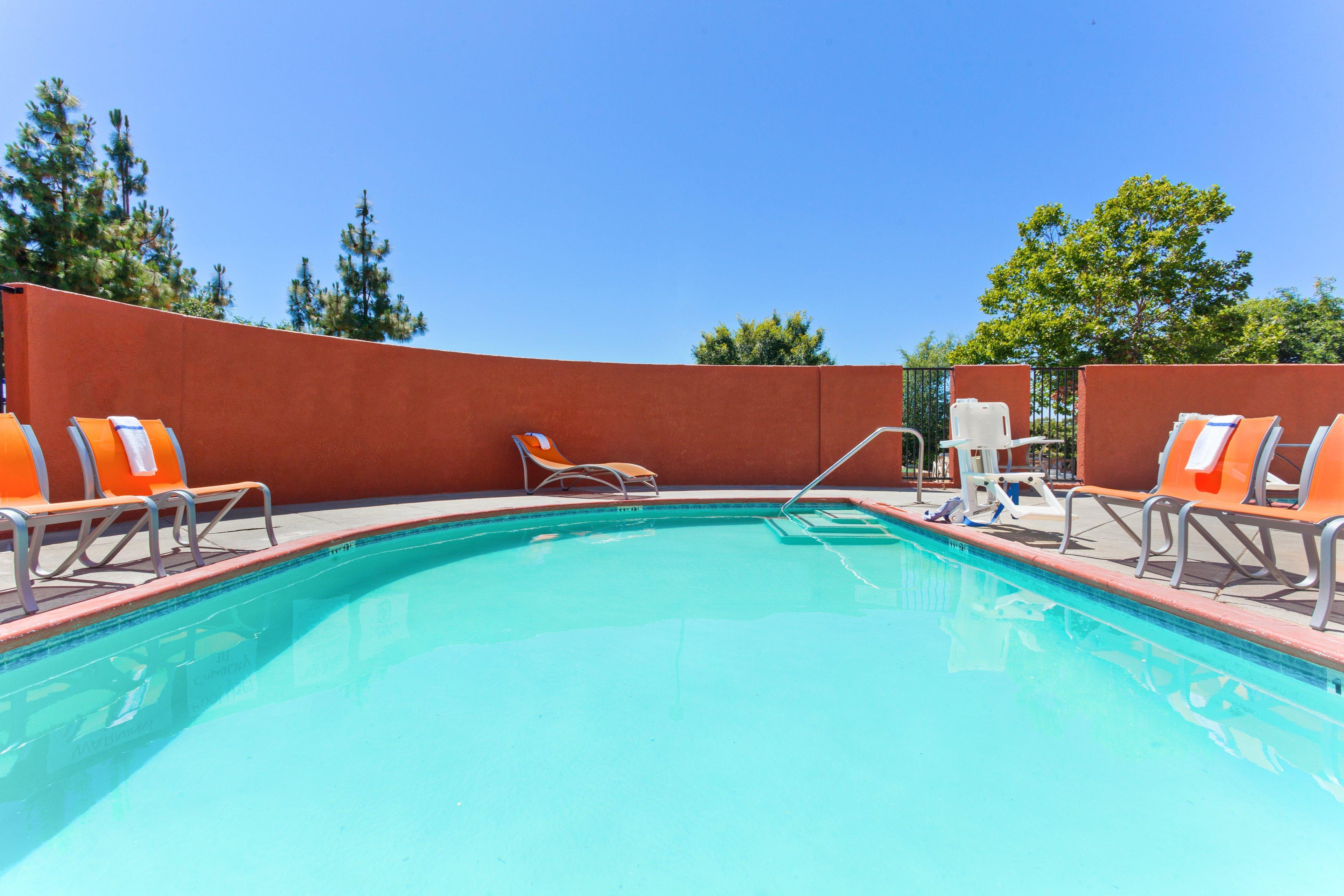 Holiday Inn Express Elk Grove West I-5 By Ihg Extérieur photo