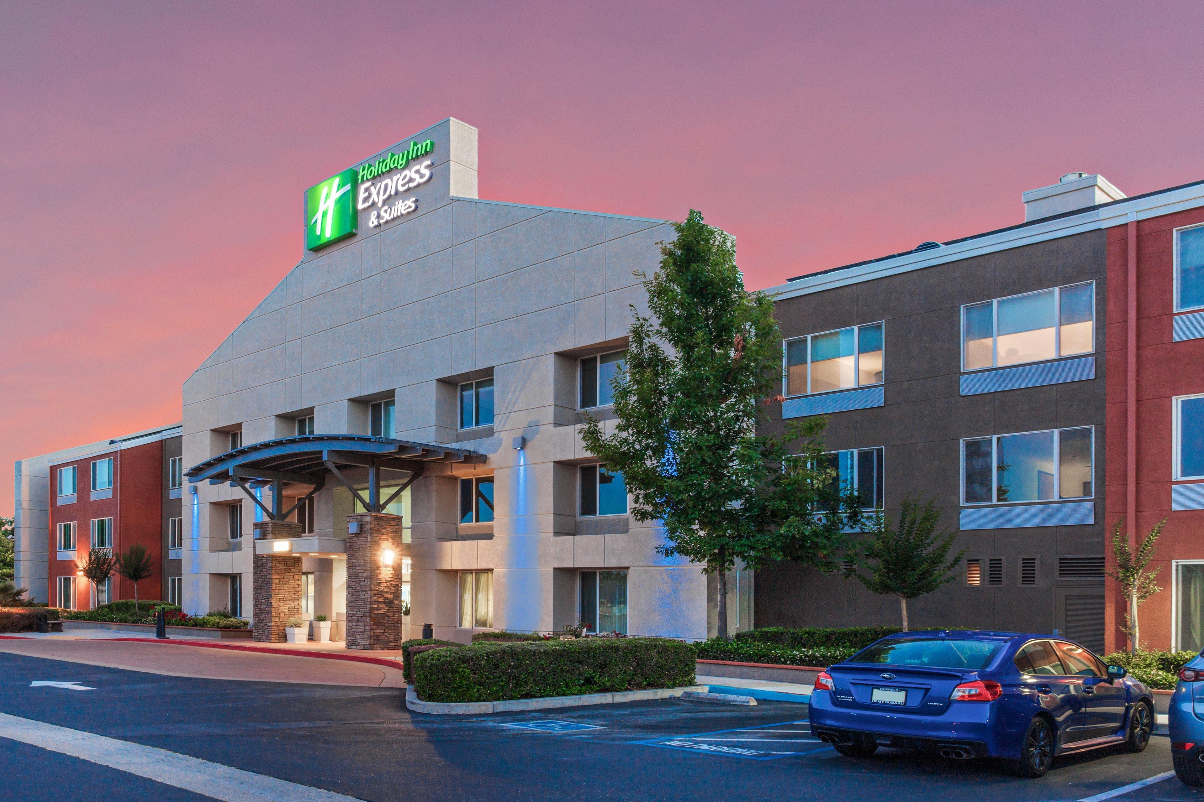Holiday Inn Express Elk Grove West I-5 By Ihg Extérieur photo